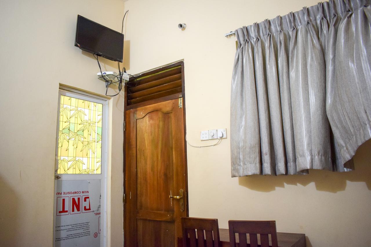 Yoho Adhikarana Mawatha Guest house 2*