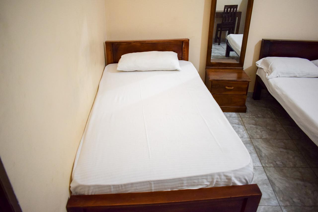 Guest house Yoho Adhikarana Mawatha