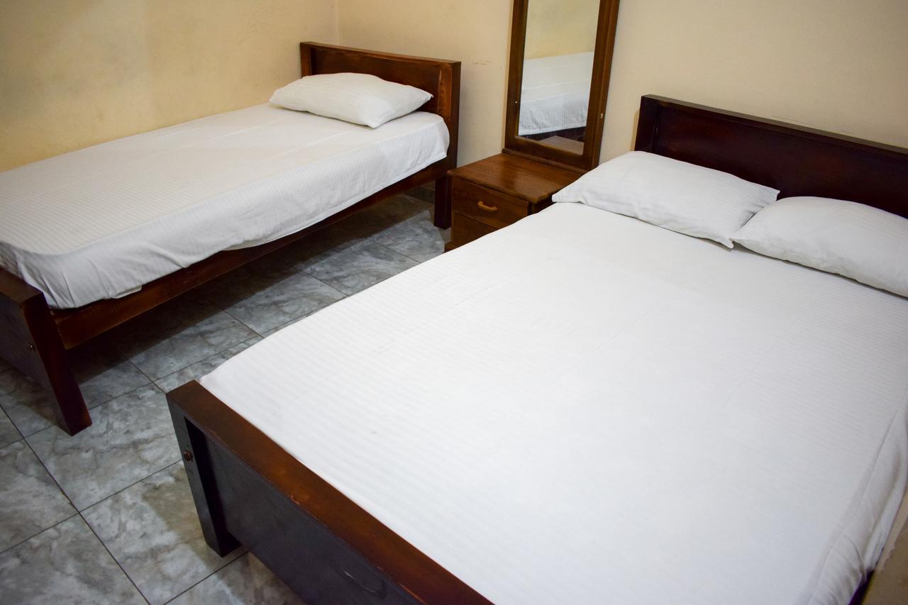 Guest house Yoho Adhikarana Mawatha 2*