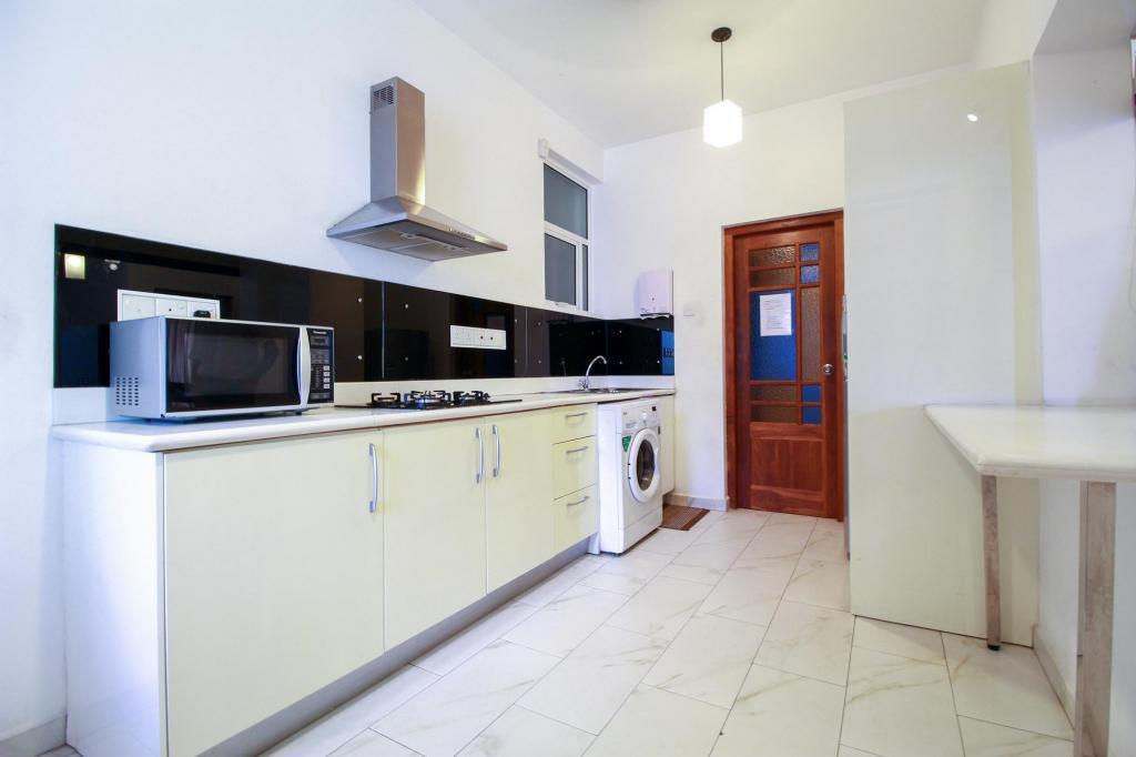 Apartment Square Residencies *