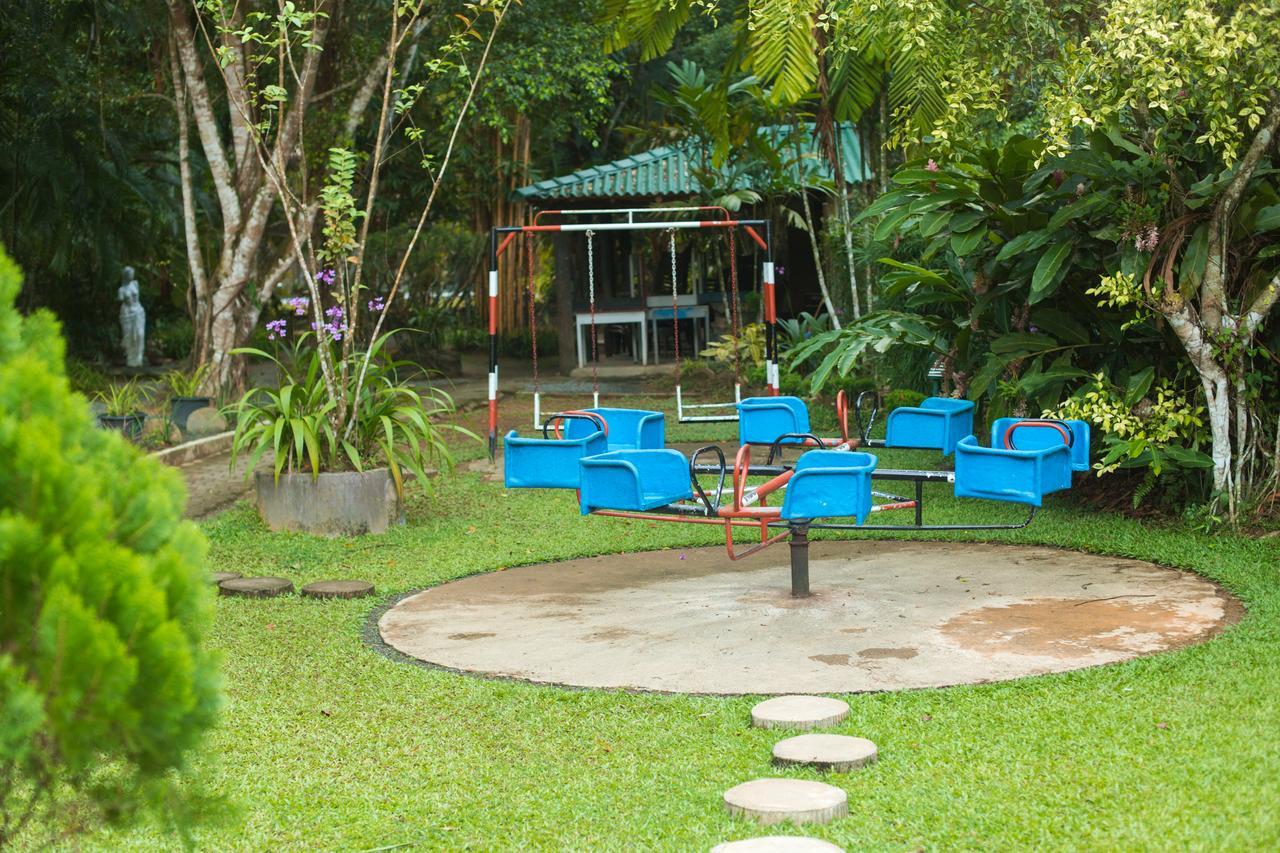 Hareesha Resort 2*