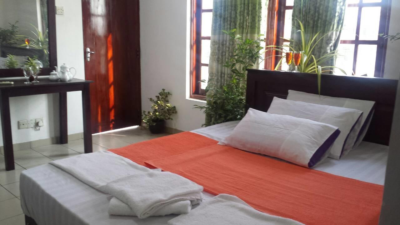 Relax On - Kollupitiya Hotel *