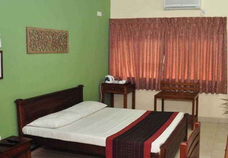 Hotel Aca *