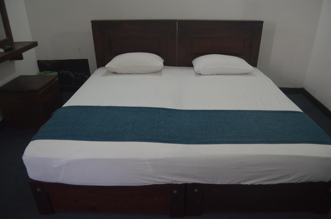 Yoho Carlwil Place Hotel Colombo