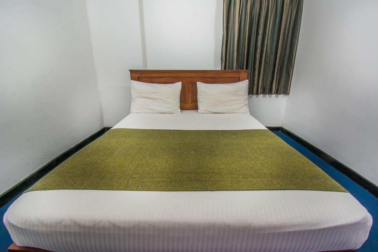 Yoho Carlwil Place Hotel