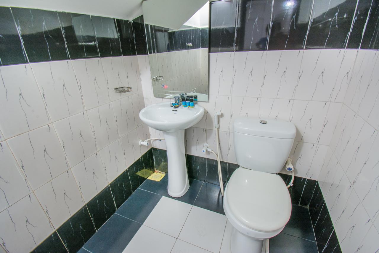 Hotel Yoho Carlwil Place 2*