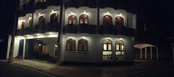 Hotel Marine Six