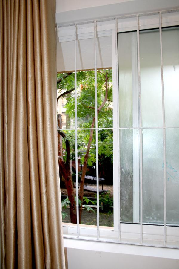 Sunnyside Apartment *