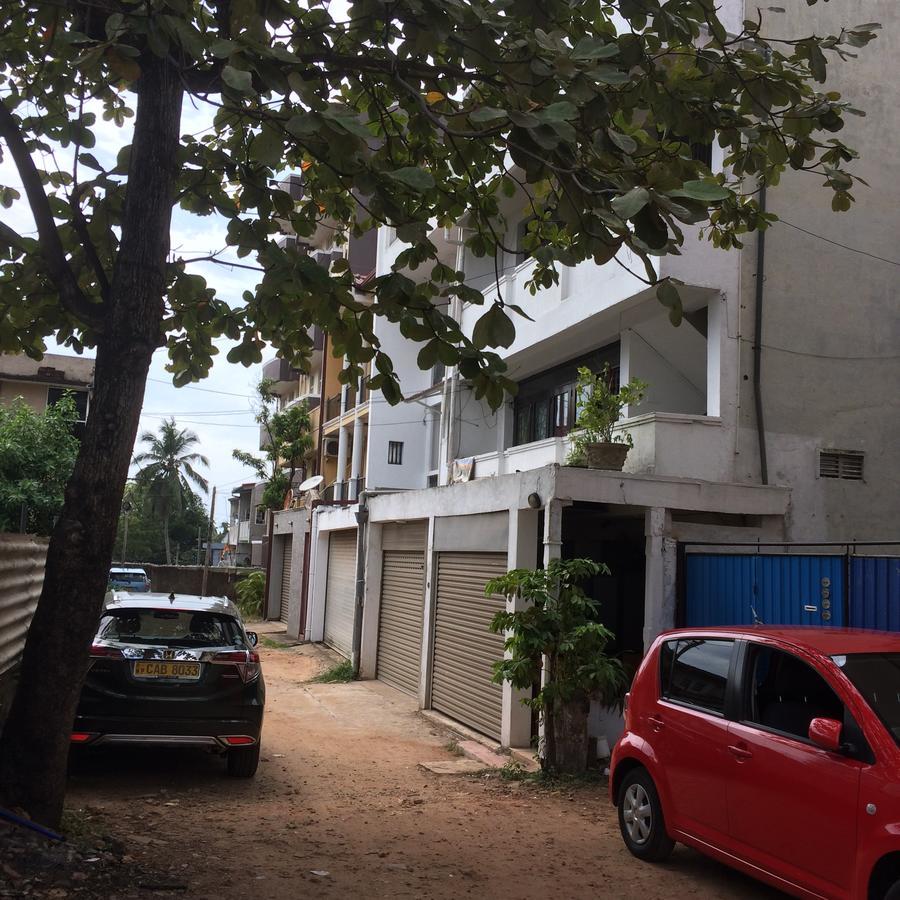 Rr House Colombo