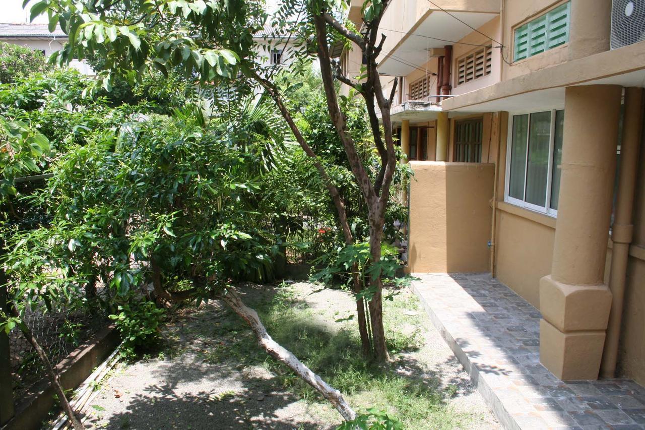 Sunnyside Apartment *