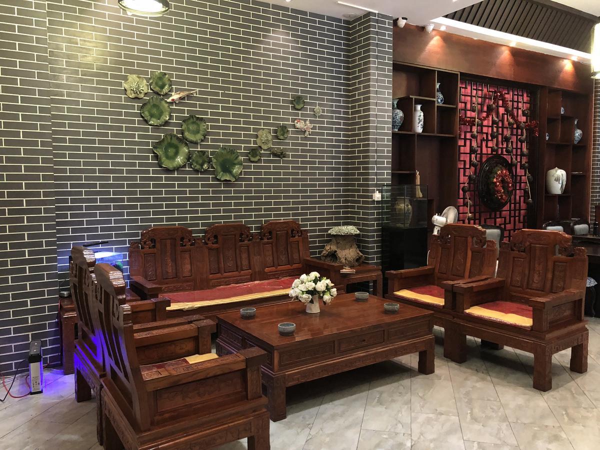 China Manor & Restaurant Hotel 3*