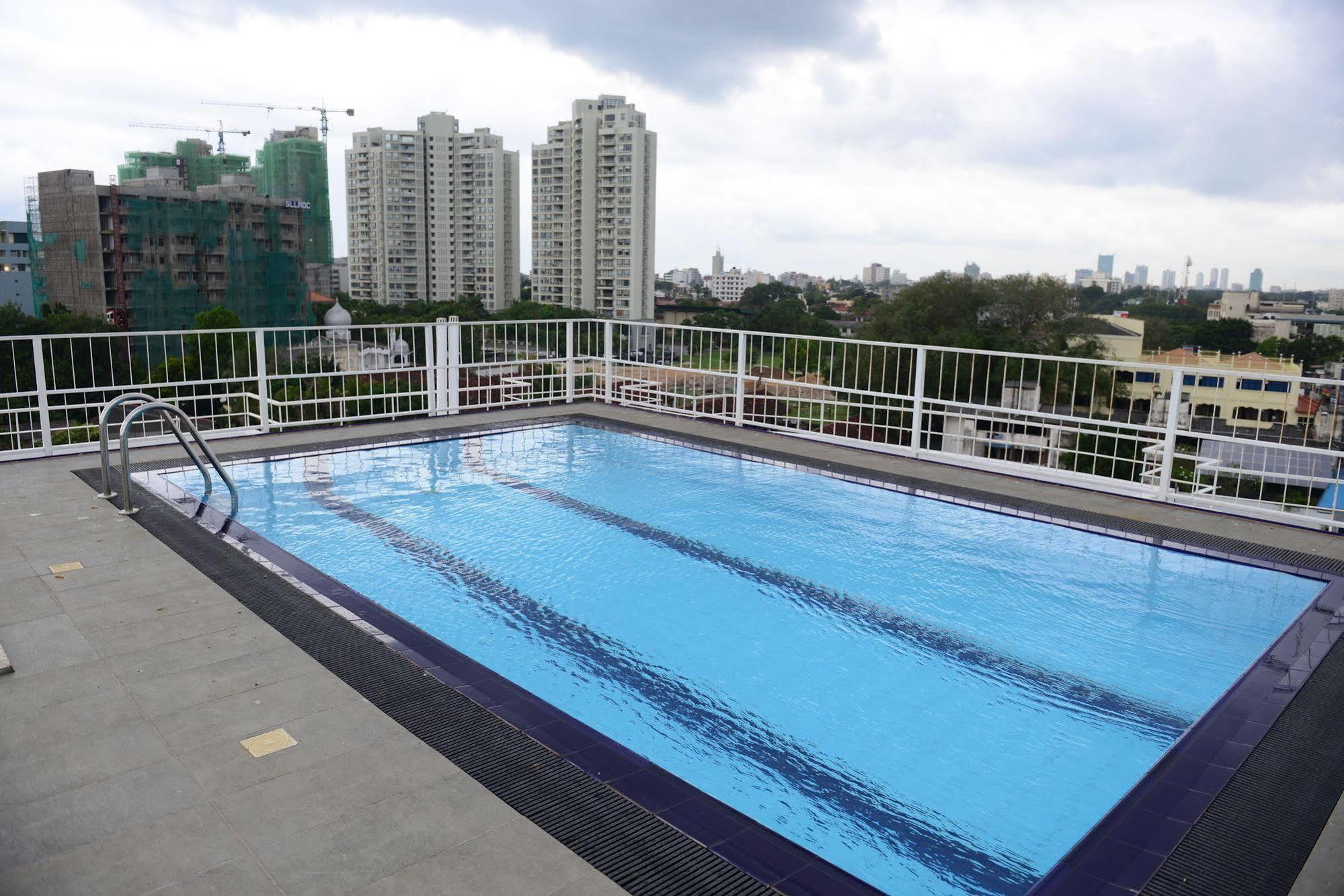 Apartment Square Residencies *