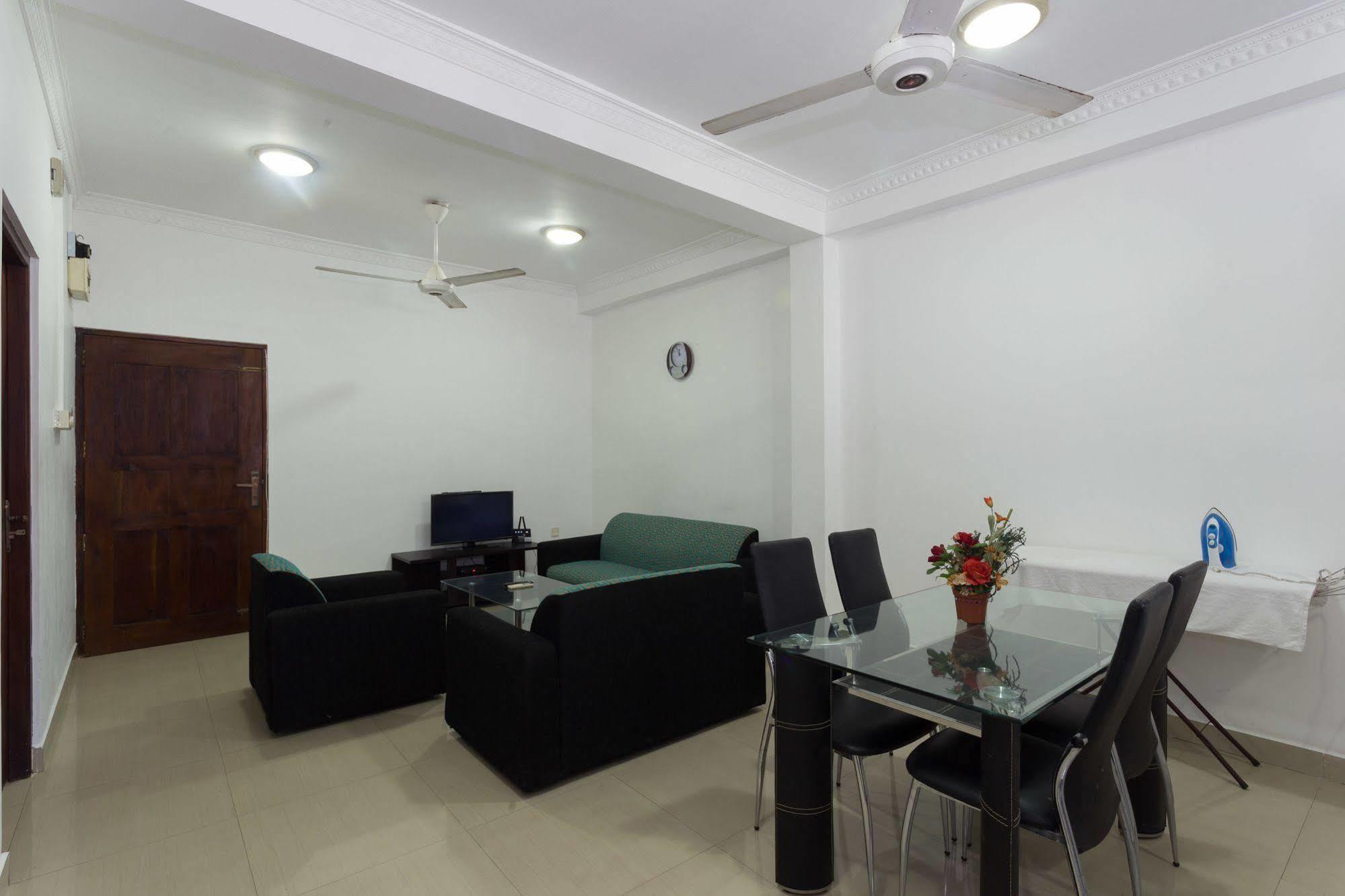 Akara Suites And Serviced @ Lorenze Rd Apartment