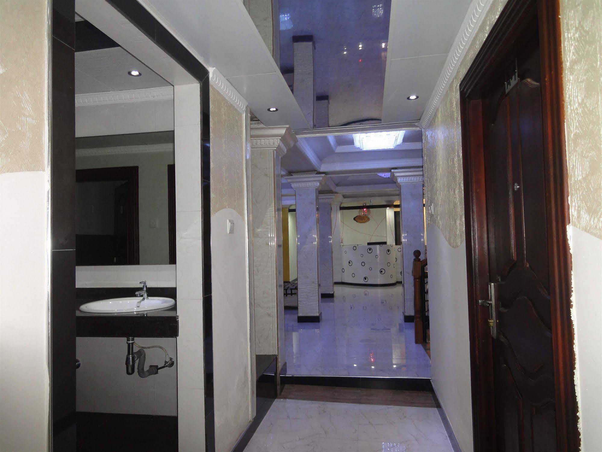 Saasha Hotel Colombo