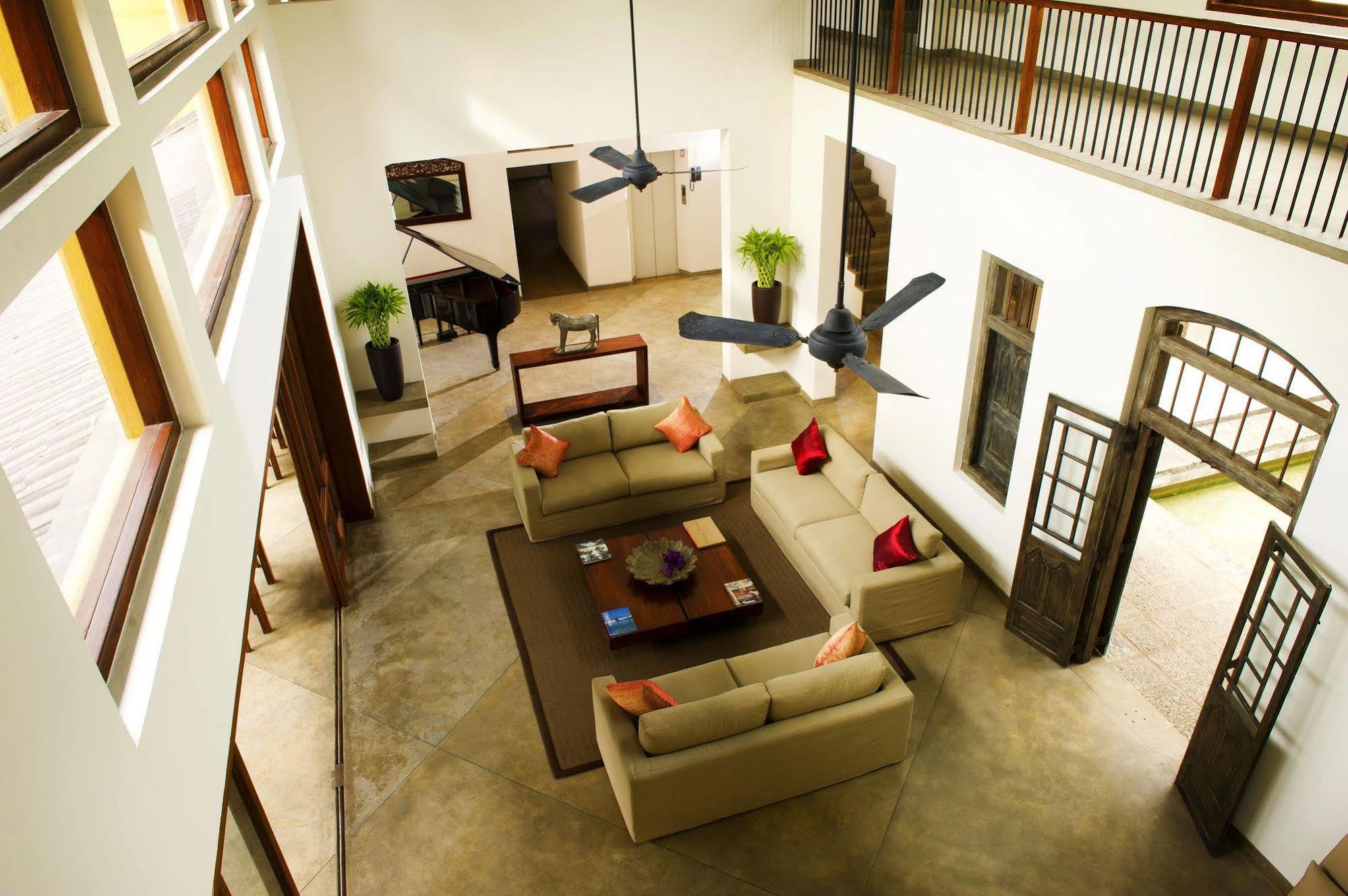 Zylan Hotel