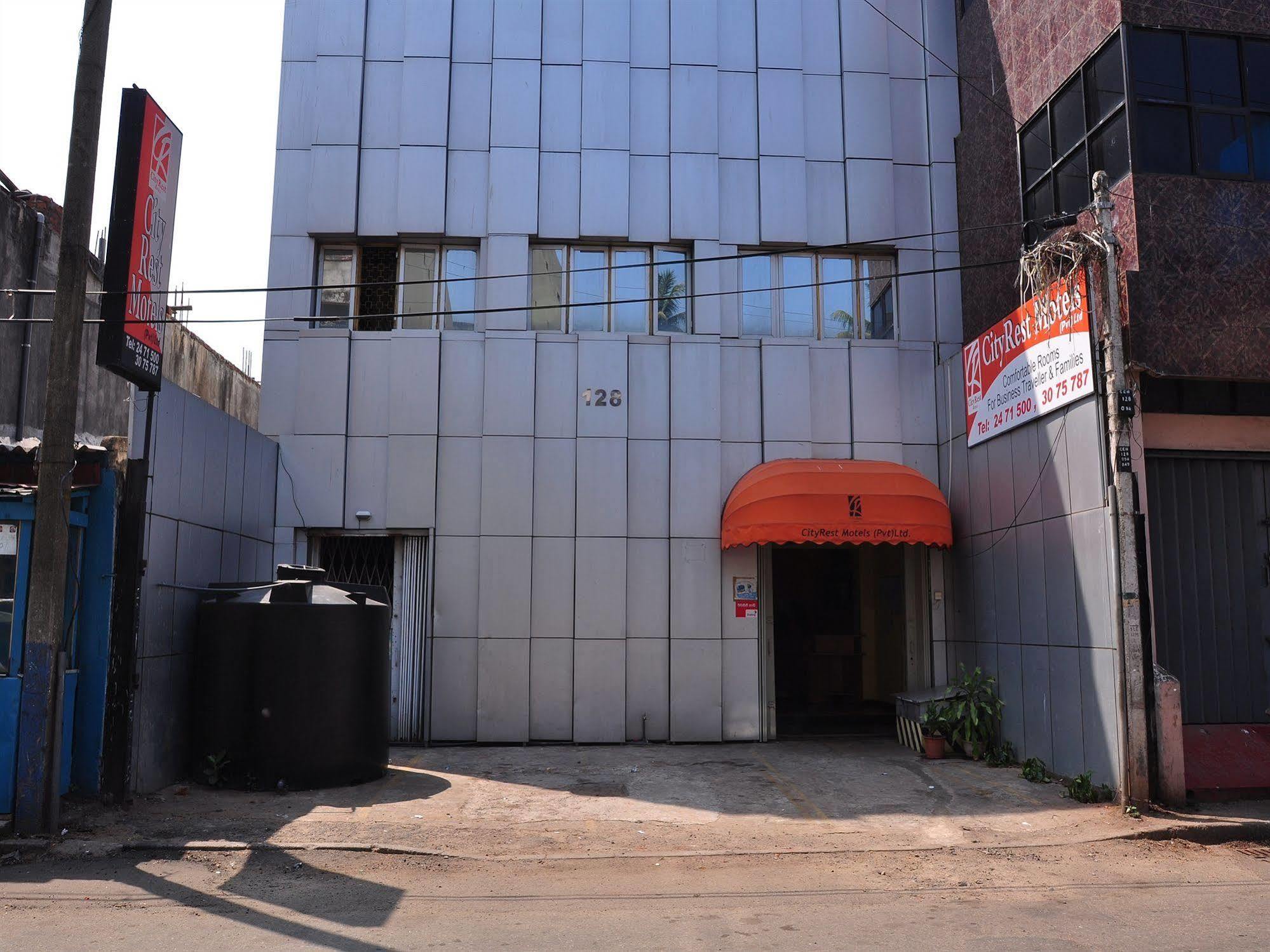 Hostel City Motel