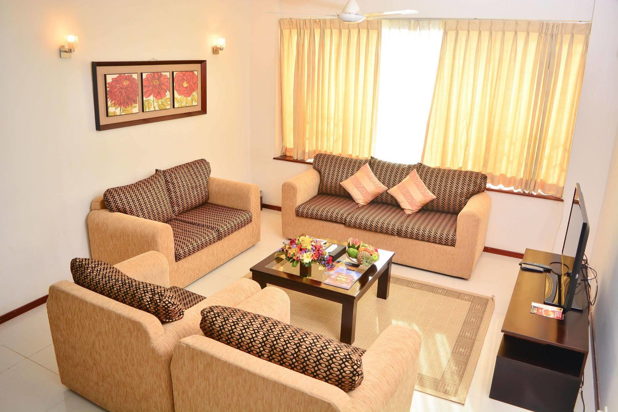 Apartment Unique Towers Luxury Boutique Colombo