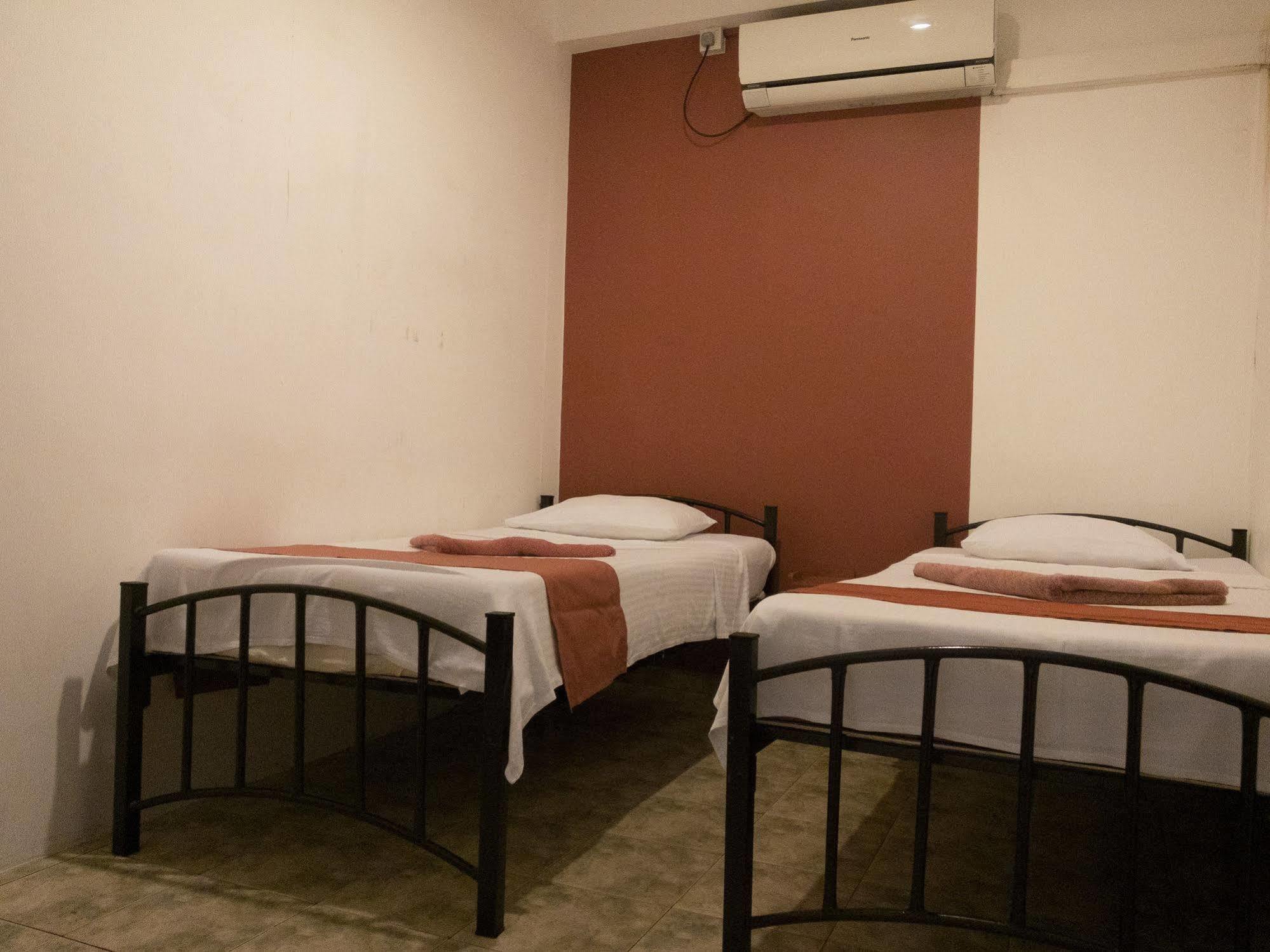 Backpack Lanka Hostel *