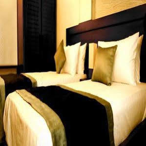 Hotel Ceylon Hotel,colombo 3*