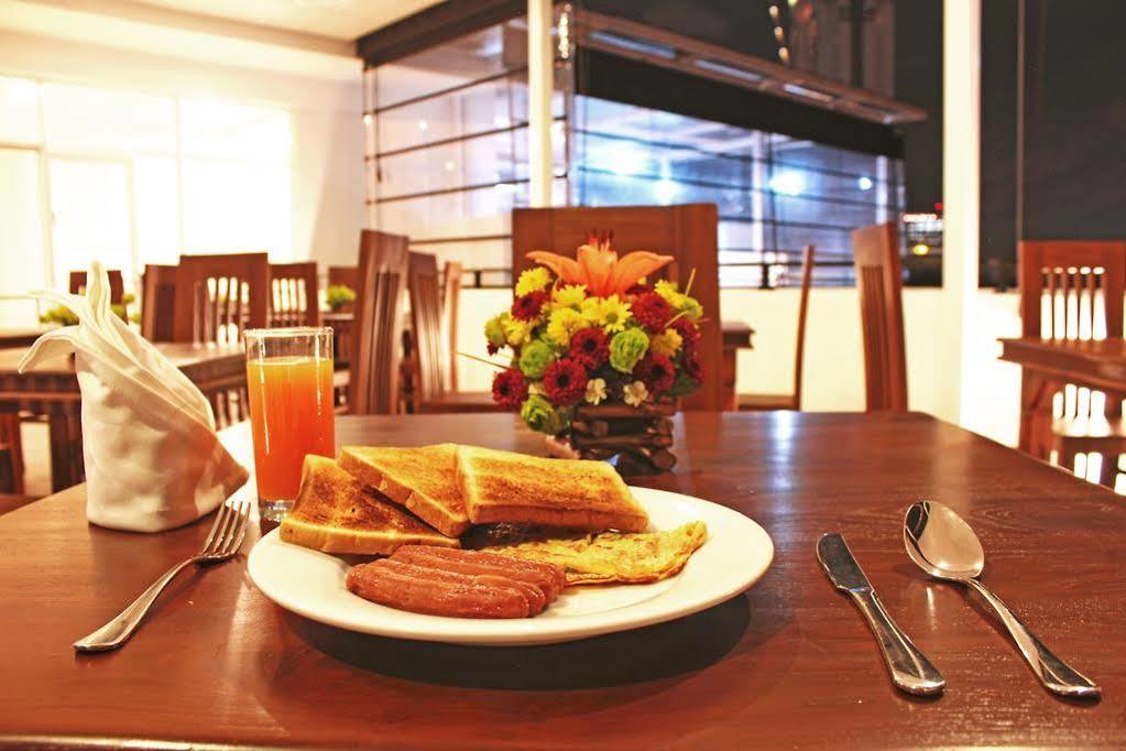 Thilhara Hotel 3*