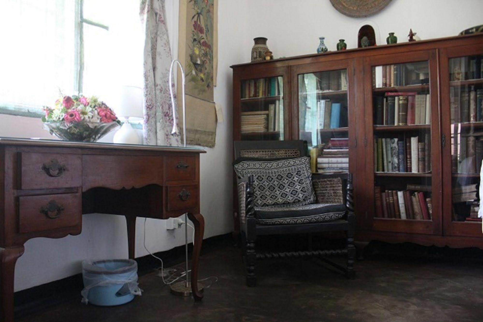 Vista Chelsea Gardens Bnb Bed & Breakfast Colombo