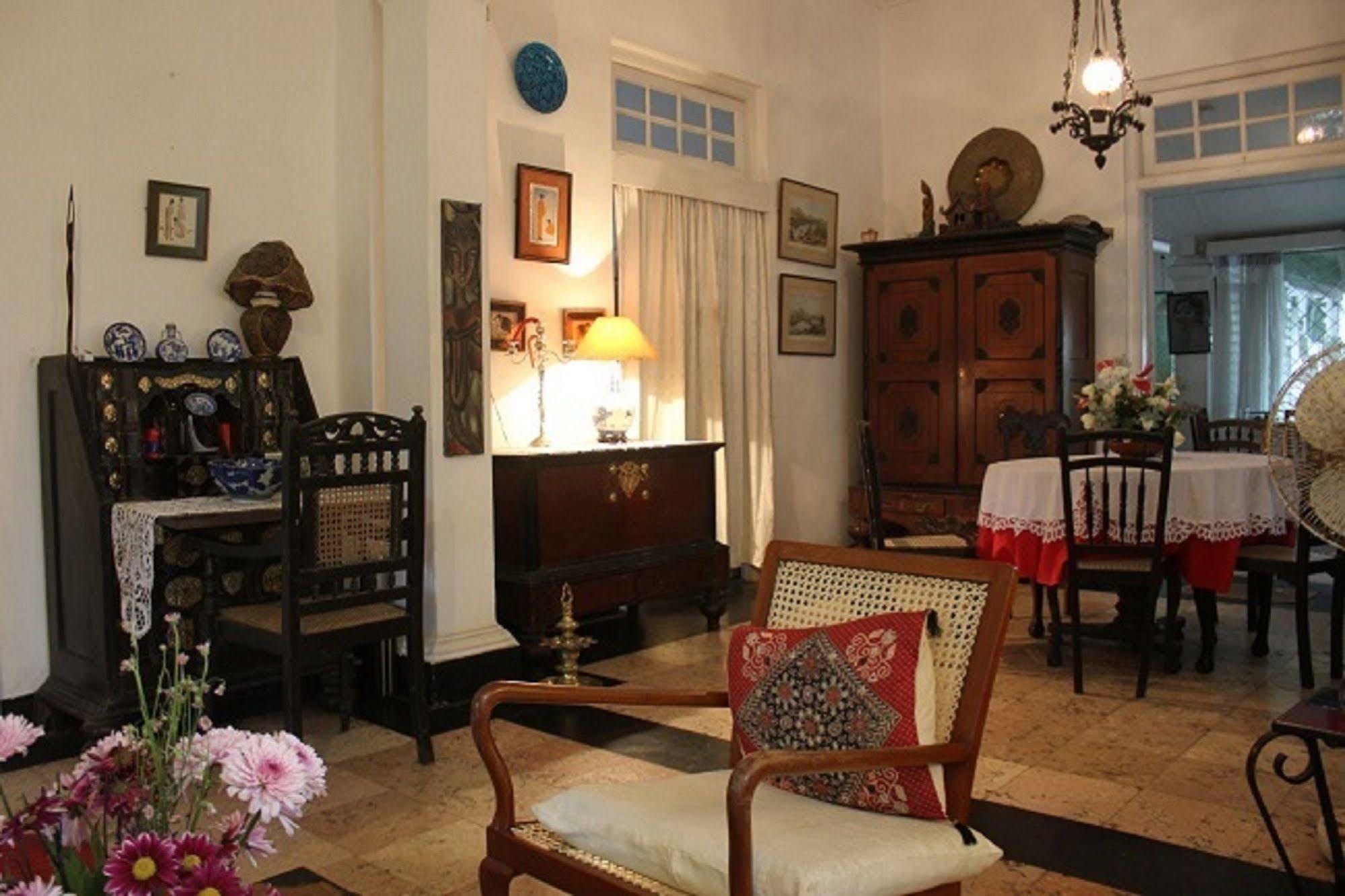 Vista Chelsea Gardens Bnb Bed & Breakfast