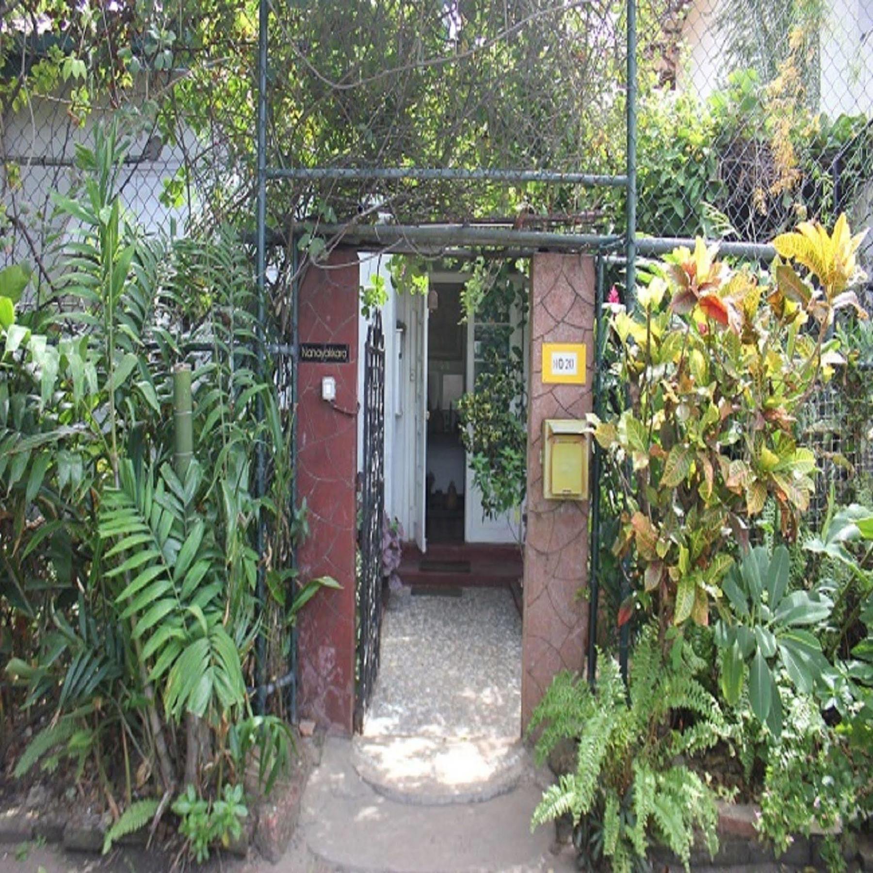Vista Chelsea Gardens Bnb Bed & Breakfast Colombo