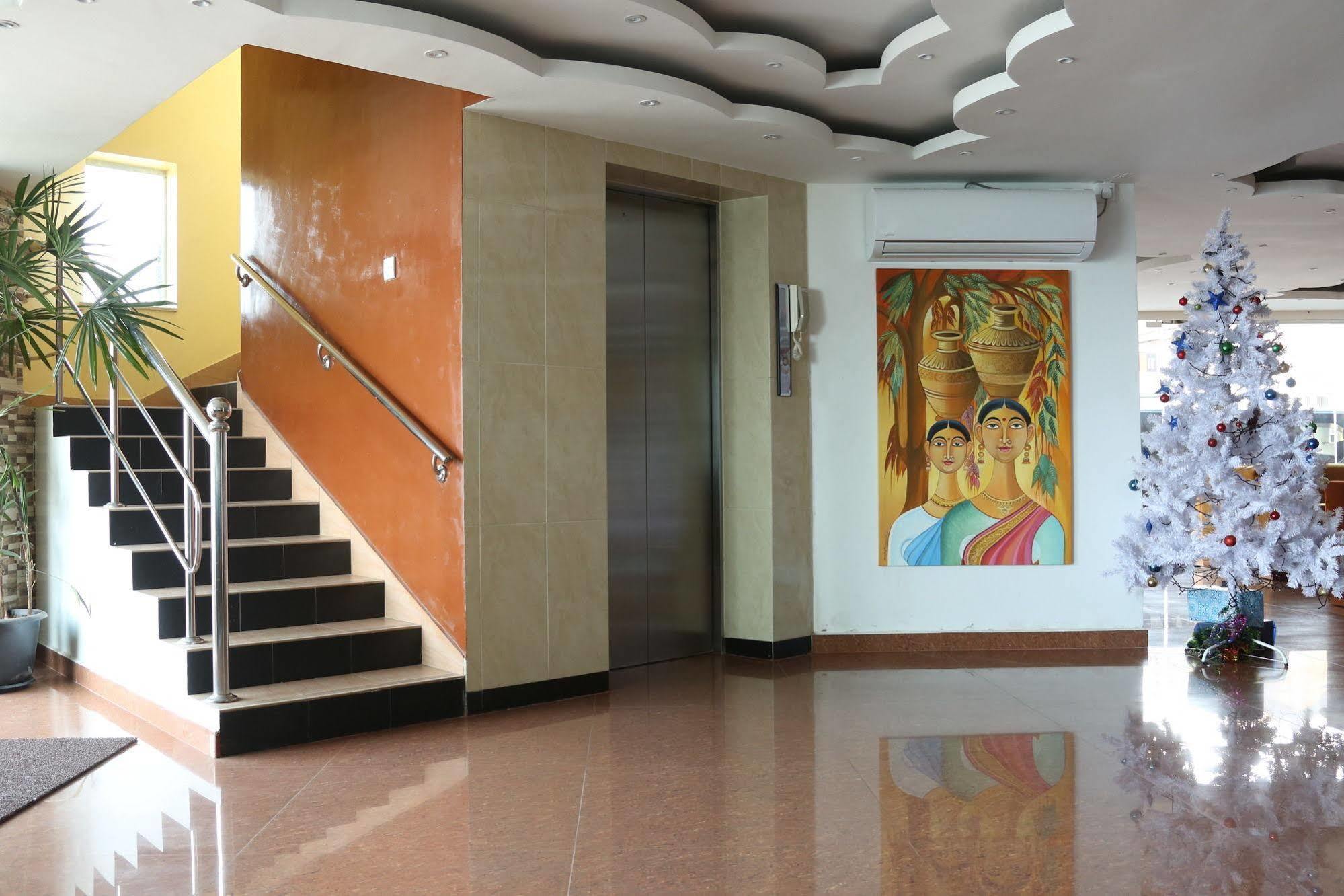 Euro Lanka Hotel 3*