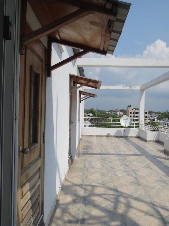 Whitehouse Residencies Colombo