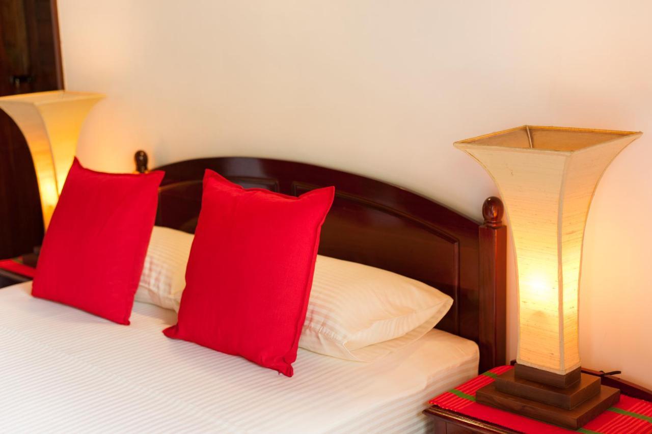 Bed & Breakfast Barnes Place Bungalow *