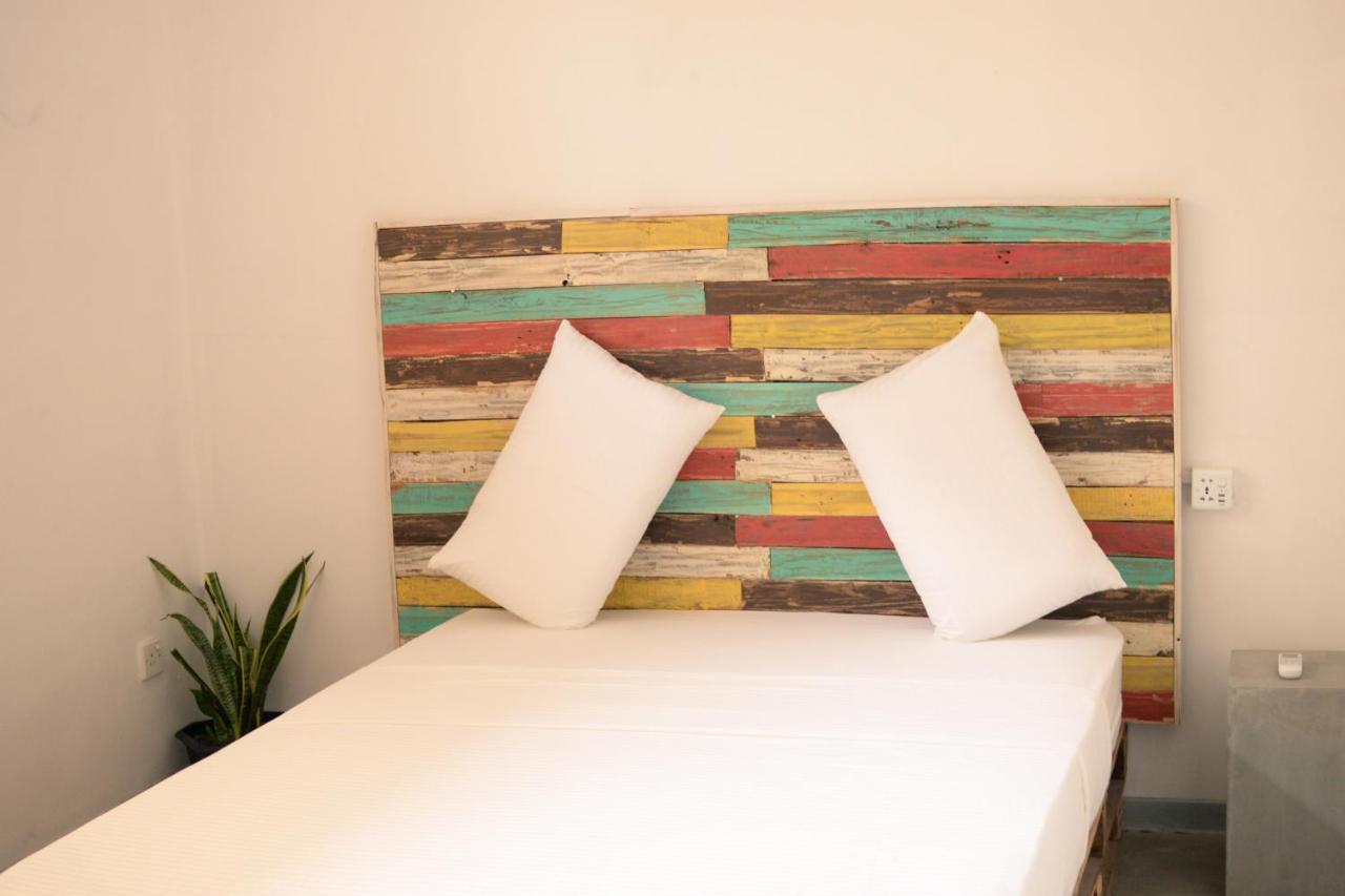 Groove House Hostels *