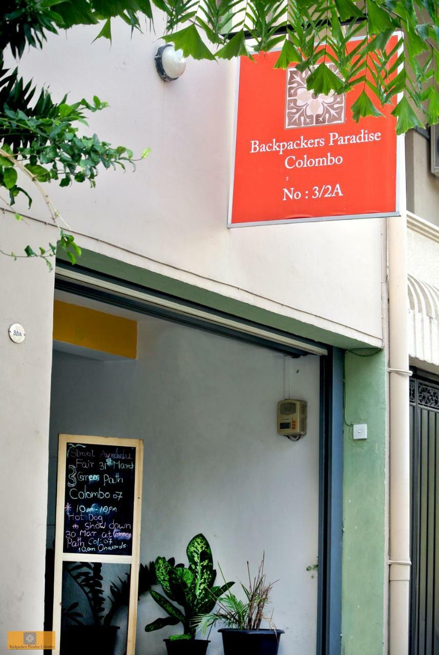 Backpackers Paradise Albergue *