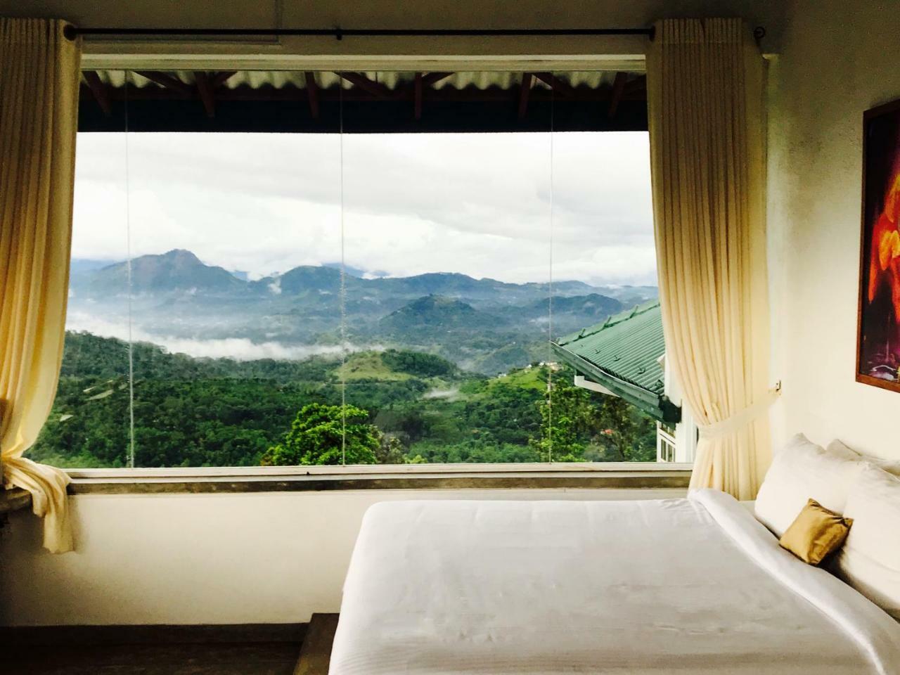 Kandy Club Lespri Villa