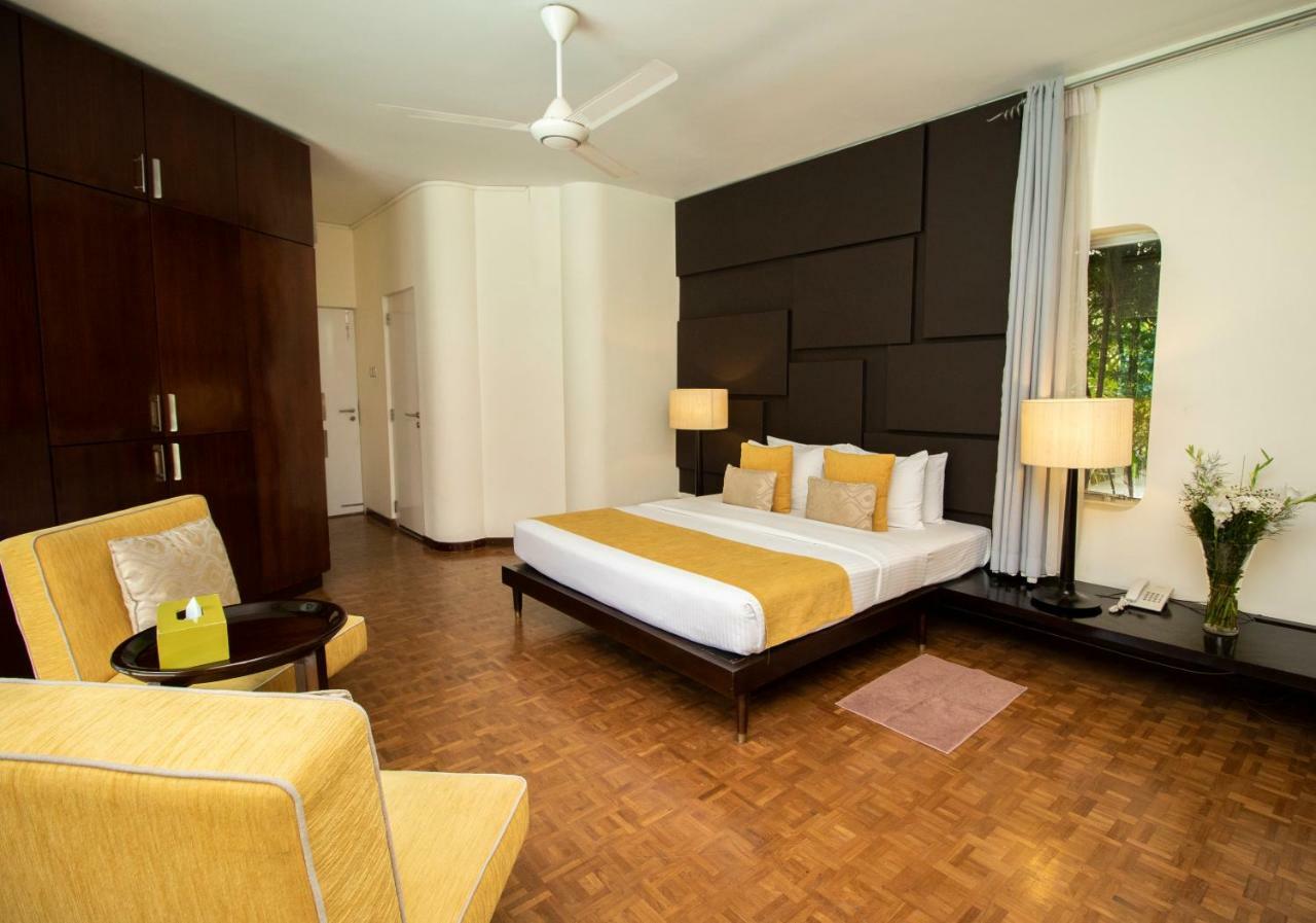 Bed & Breakfast House By Ceilao
