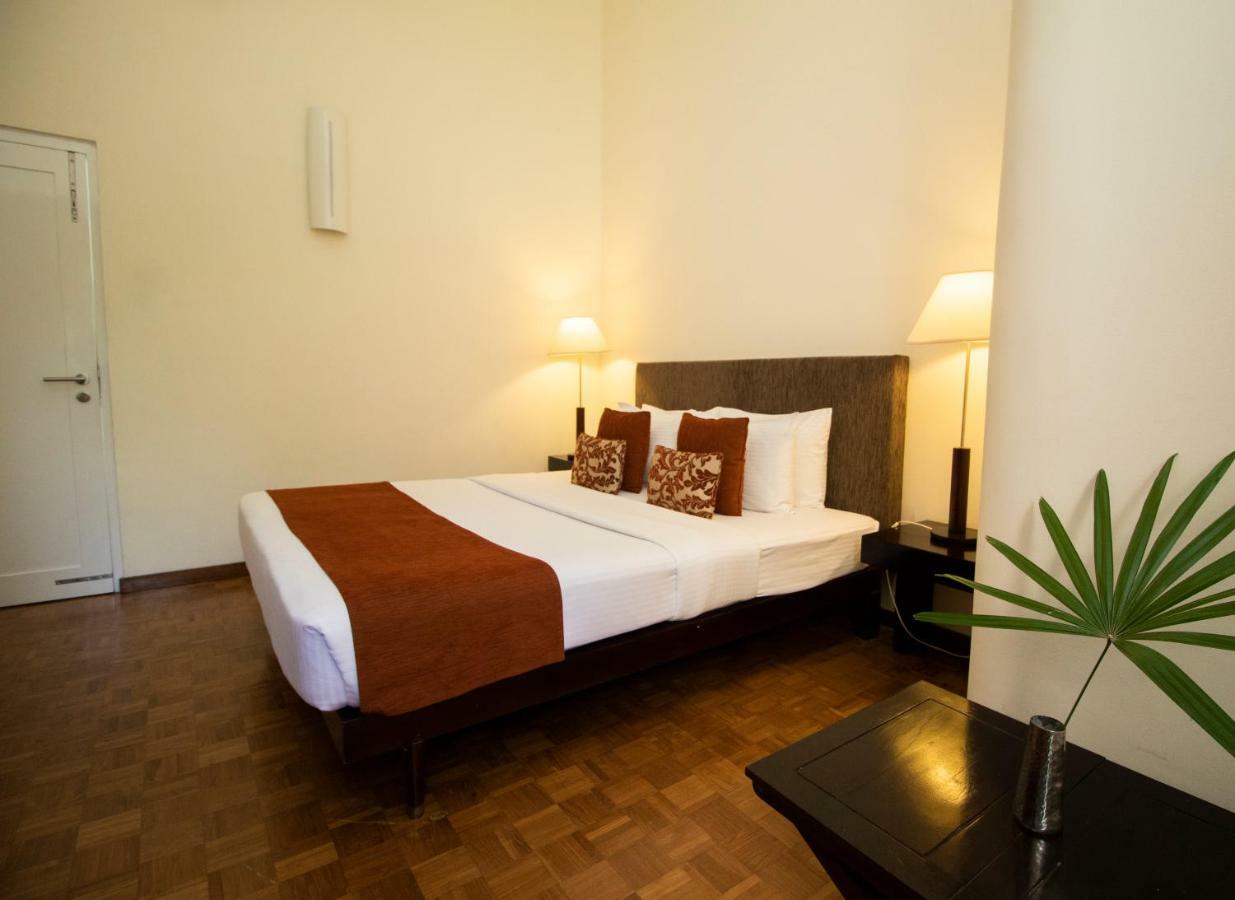Bed & Breakfast House By Ceilao Colombo