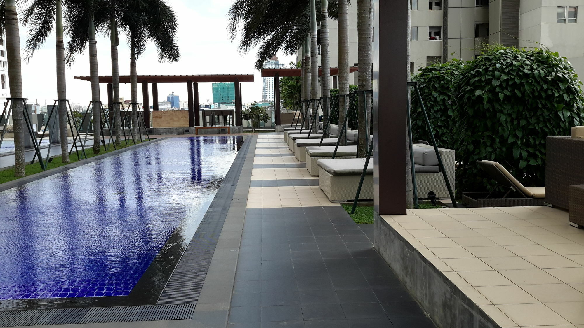 Bella Vista Onthree20 * Colombo