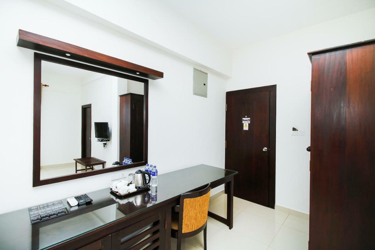 Hotel Nelly Marine Colombo