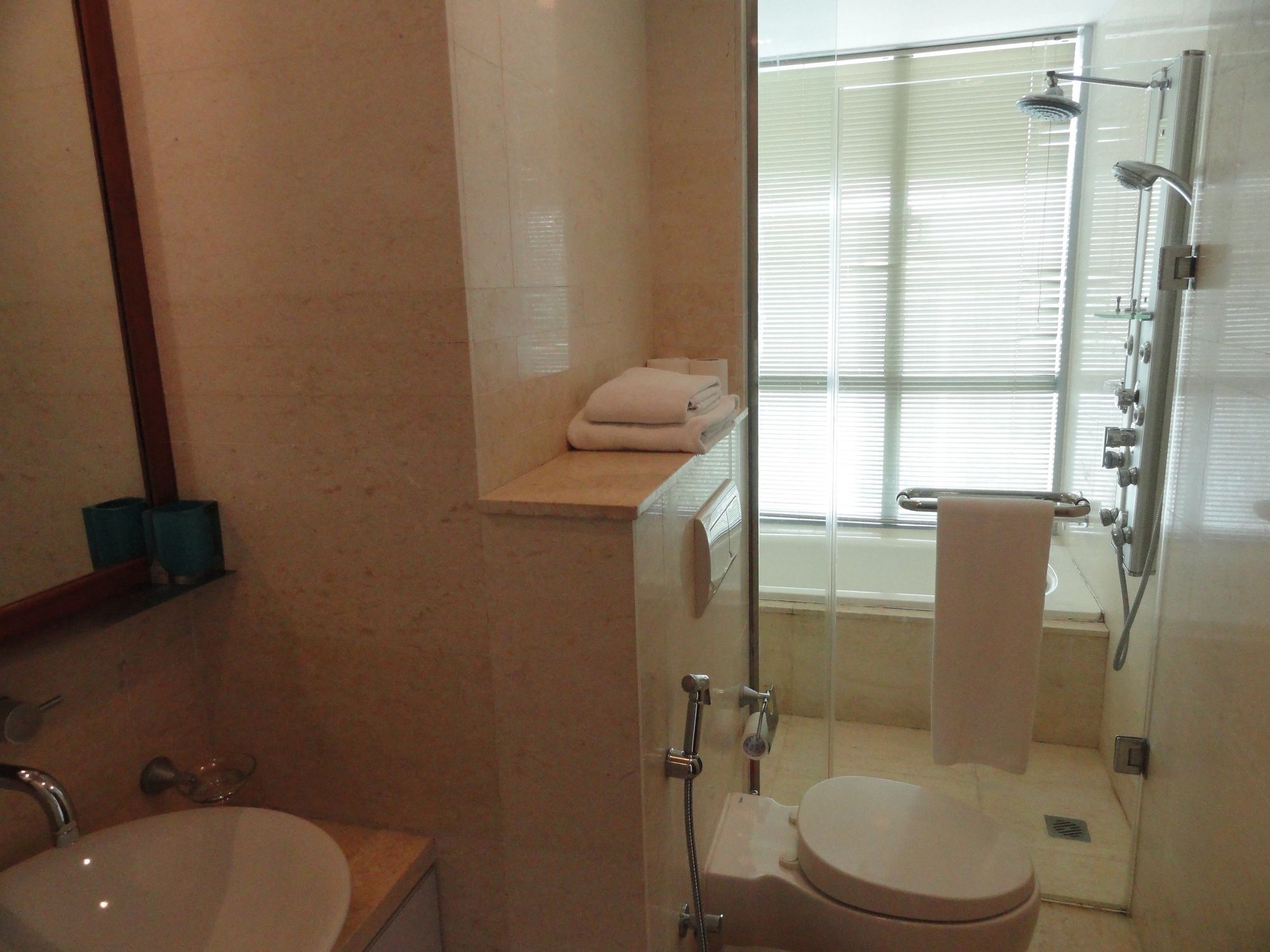 Apartment Sea View Luxury Monarch *