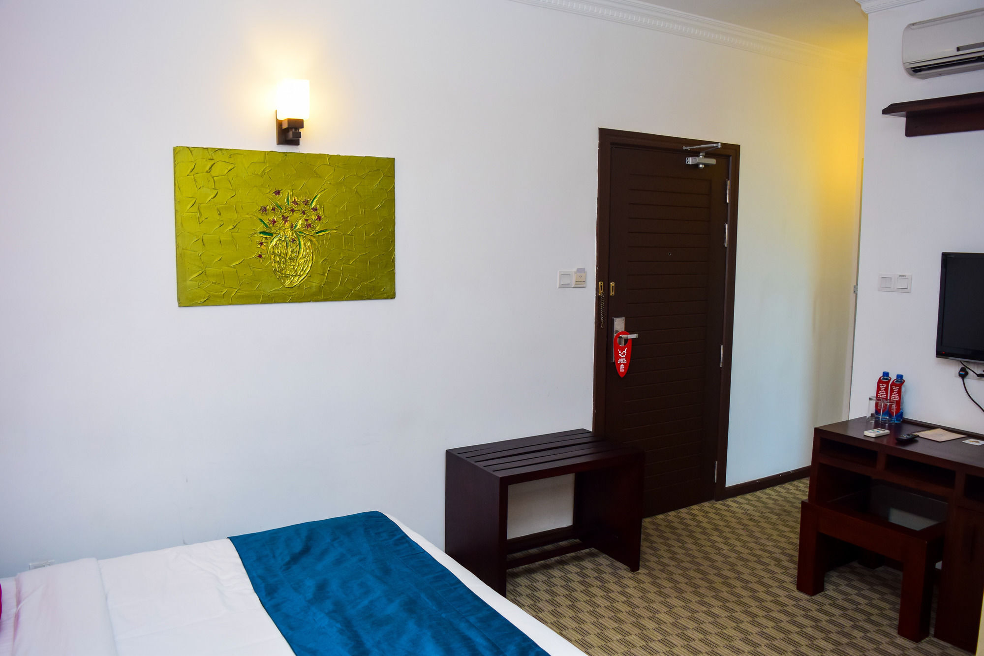 Zen Upatissa Road Bambalapitiya Colombo