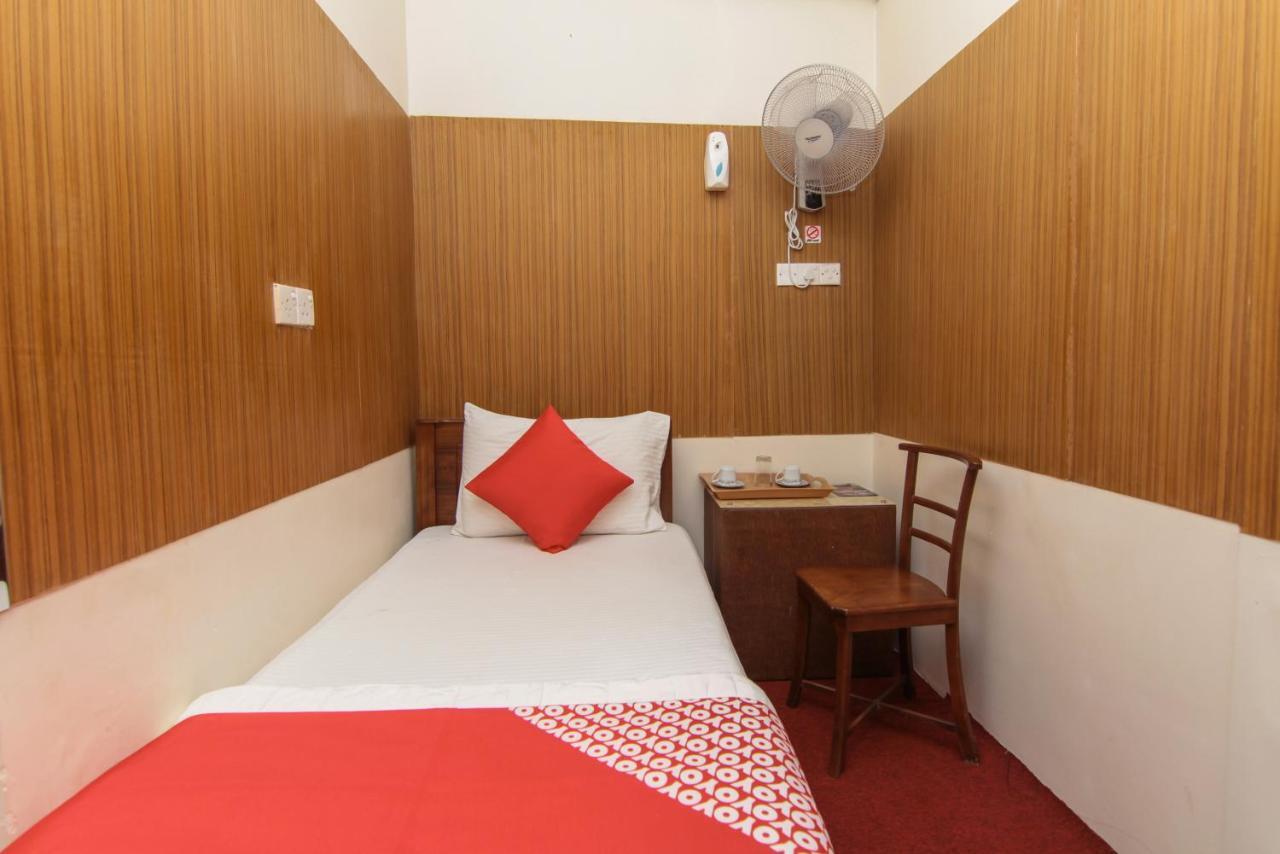 Oyo 112 Al Manaal Residency Hotel 3*