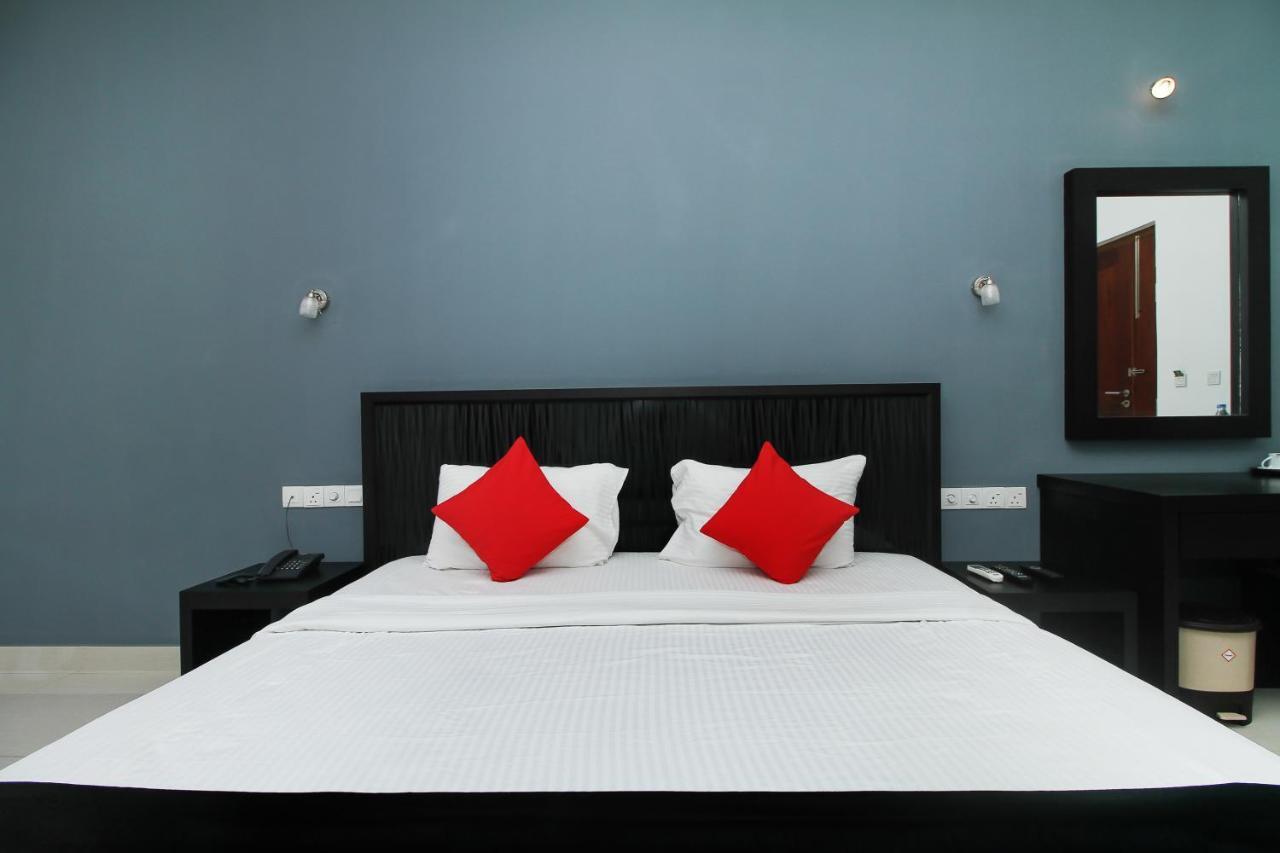 Golden Pier Hotel 3*