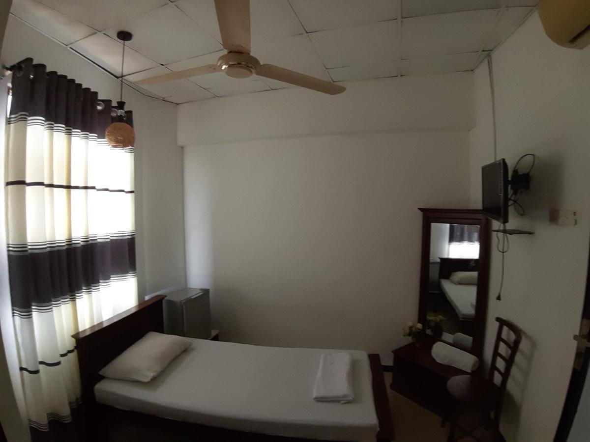 City Hotel Hotel