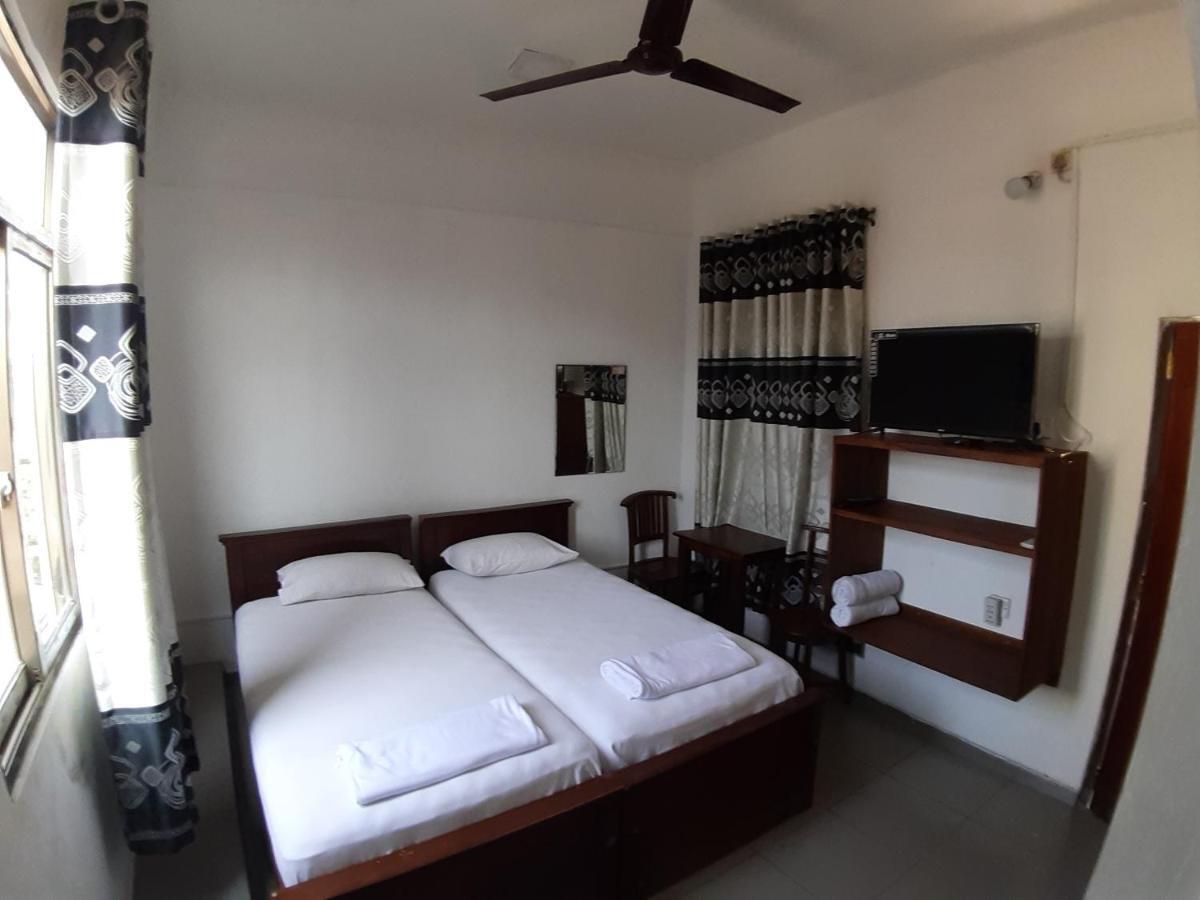 City Hotel 2*