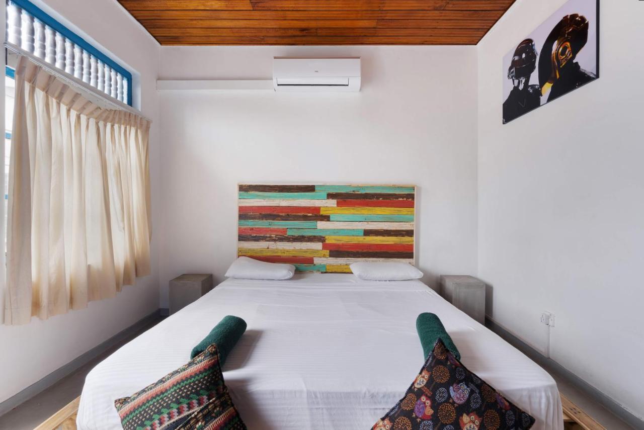 Groove House Hostels *