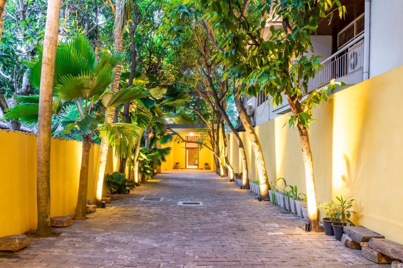 Villa Ishq *