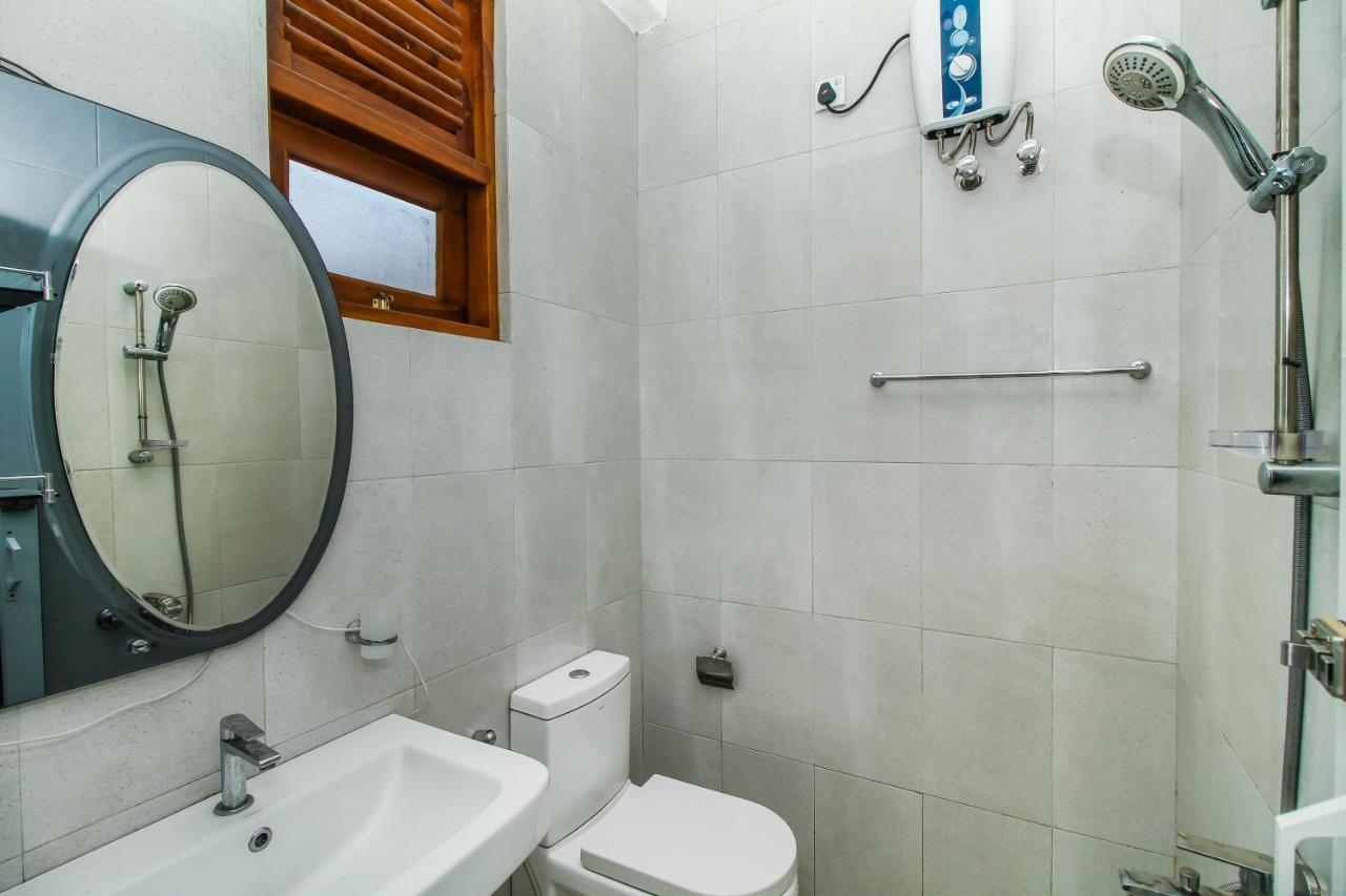 Hotel Oyo 473 Victoria Palace Lk Colombo